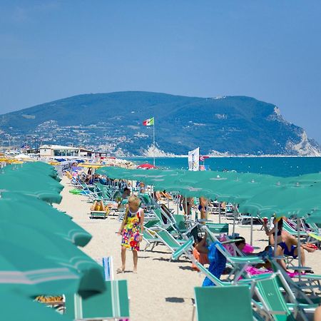 פורטו רקנאטי Villaggio Turistico Internazionale מראה חיצוני תמונה